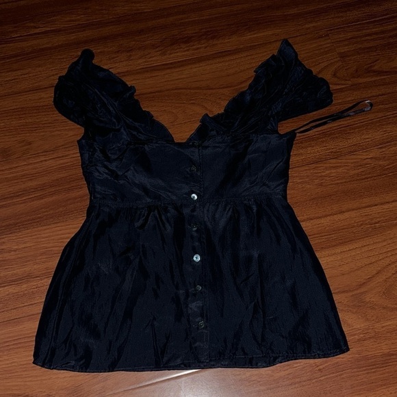 Burberry London Silk Ruffle Blouse Sleeveless Top in Navy Blue US 4 - Picture 9 of 10